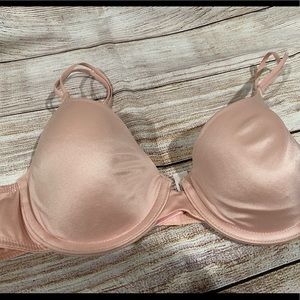5/$25 Pink Victoria Secret bra